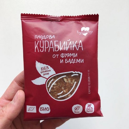 Плодова курабийка с фурми и бадеми БЕЗ добавена захар - био 'Курабийница', 40 г Плодова курабийка с фурми и бадеми БЕЗ добавена захар - био 'Курабийница', 40 г